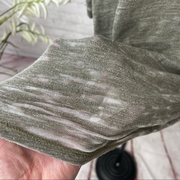 Free People Distressed Army/Moss Green Burn Out Style Top - Picture 9 of 12